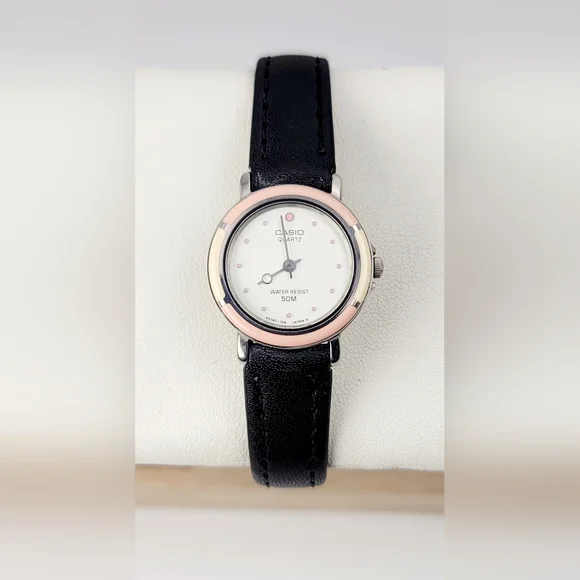 Vintage Casio LQ-960W Ladies Analog Watch – Rare JDM Pink & Cream Bezel – Japan - Picture 2 of 8